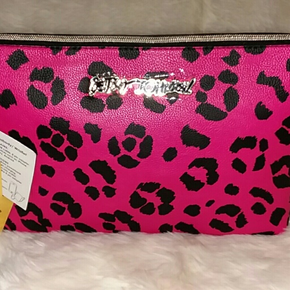 NWT Betsey Johnson Cheetah Charging Wristlet Zippe - Picture 4 of 8